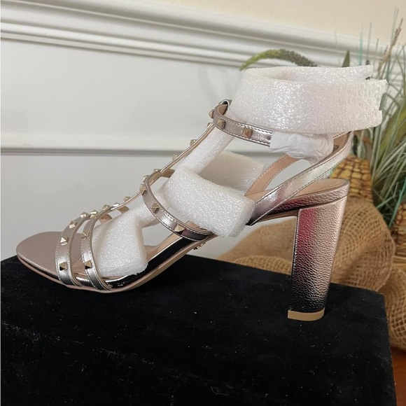 WHBM Brooklyn Studded Heels Metallic Nude size 9.5 - Picture 5 of 7